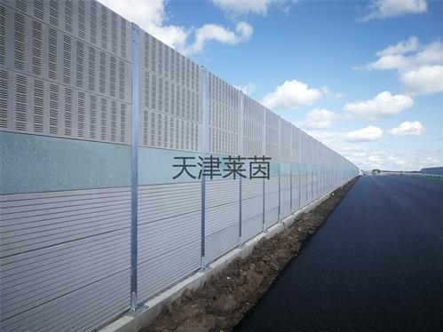 <a href=http://huaxiamian.com/news_article?news_id=113>高速公路聲屏障</a>